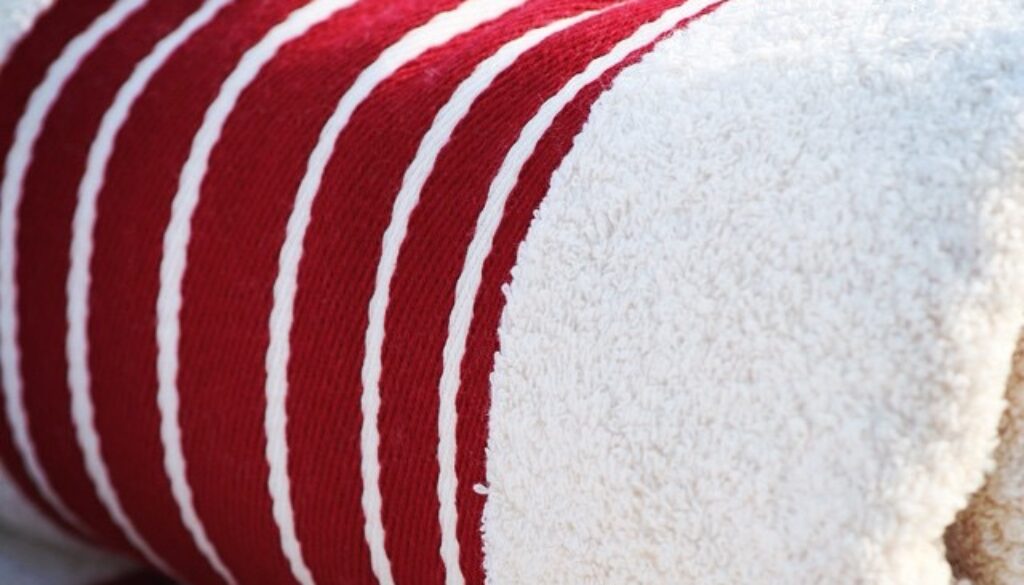 Collection Bain Pays Basque Rouge - Éponge 100% coton 550 gr/m²