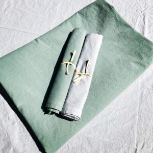 Nappe en coton lavé kaki et grise